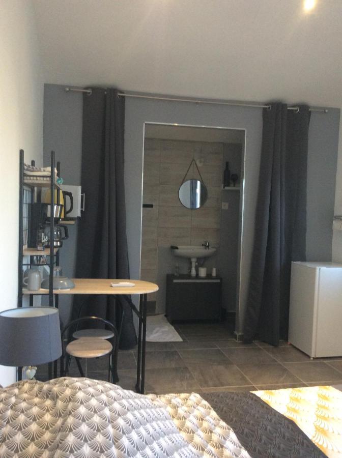 Ogooue Studio Carpentras Buitenkant foto