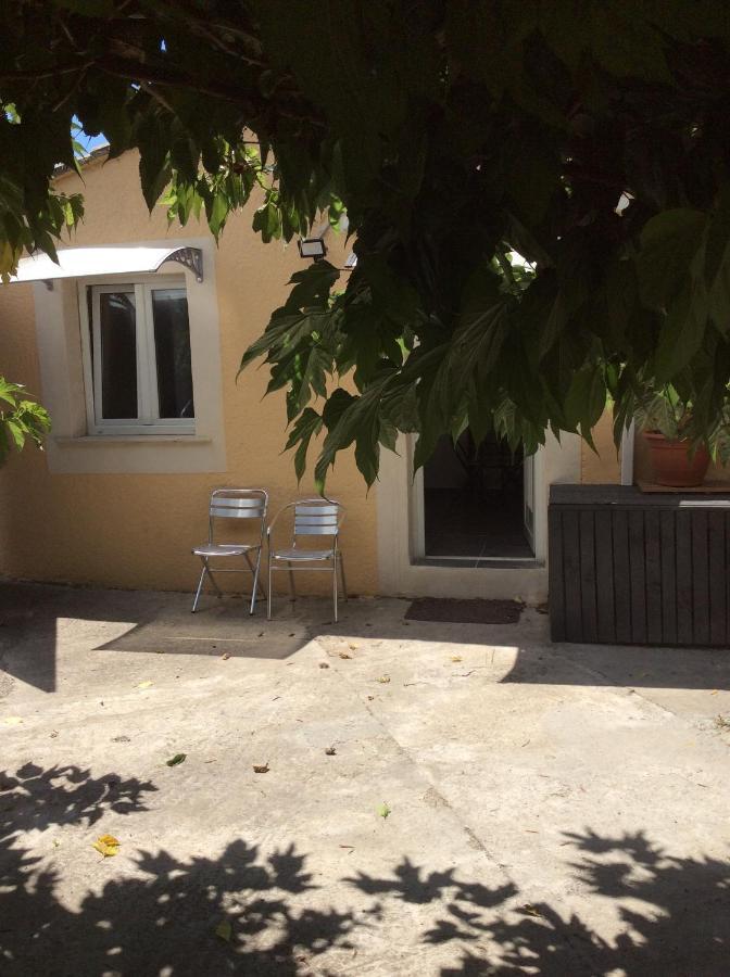 Ogooue Studio Carpentras Buitenkant foto